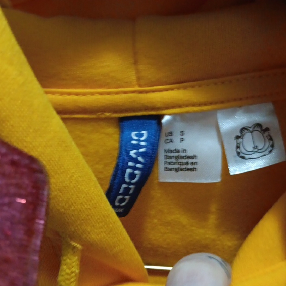 Garfield Graphic Yellow Hoodie - Picture 4 of 5